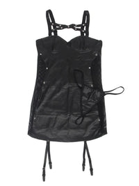 Plus size μαύρο δερμάτινο φόρεμα με ζαρτιέρες – Juicy String

