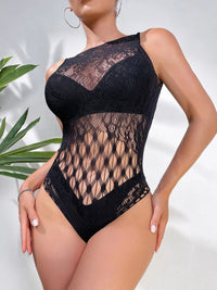 Μαύρο fishnet teddy κορμάκι με ασύμμετρο slash ντεκολτέ και hollow-out σχέδιο – Juicy String

