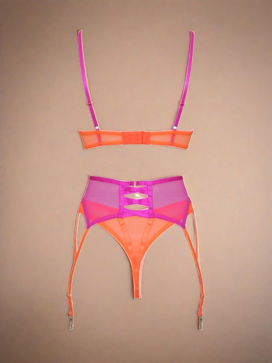 Δίχρωμο See Through Set με Ζαρτιέρα & Διακοσμητικά Κορδόνια