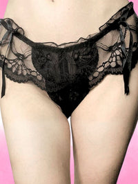 Crotchless G-String με Δαντέλα και Φιογκάκια