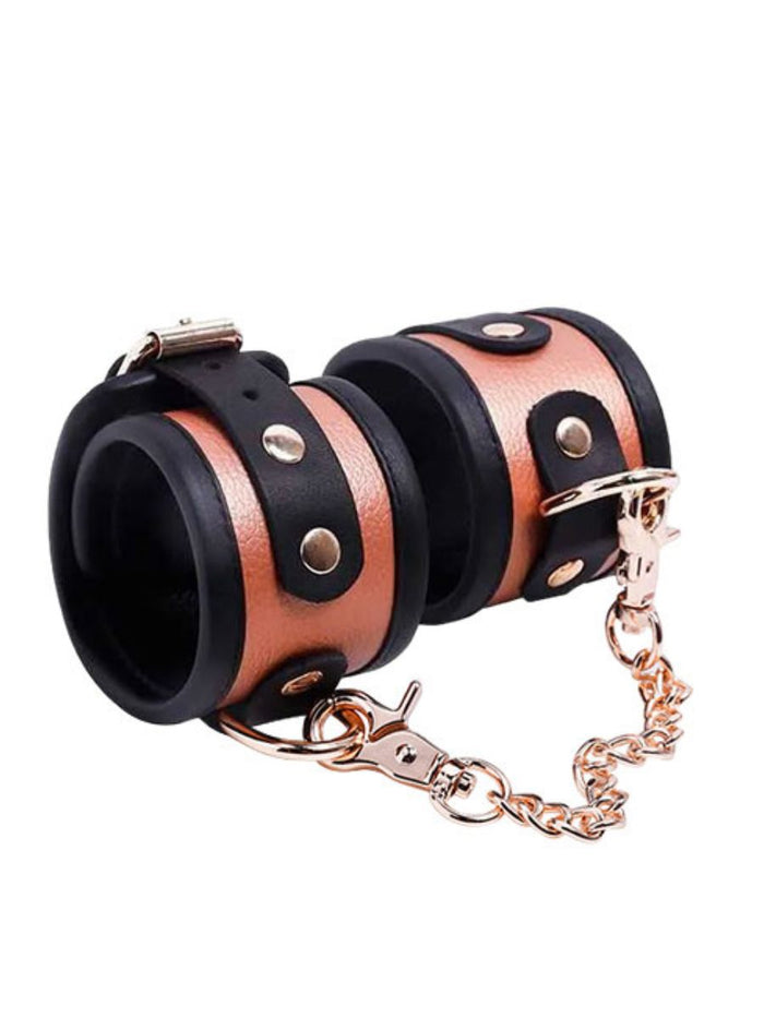 Πολυτελείς Ποδοπέδες για Bondage 🔗✨