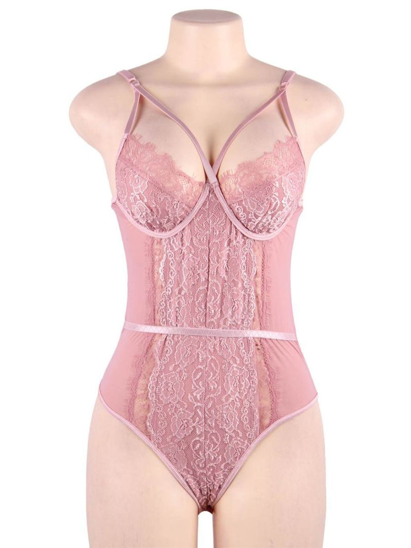 Ροζ Plus Size Κορμάκι με Δαντέλα και Ανοιχτό Καβάλο – Juicy String