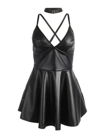 Plus size μαύρο φόρεμα από δερματίνη με τσόκερ – Juicy String