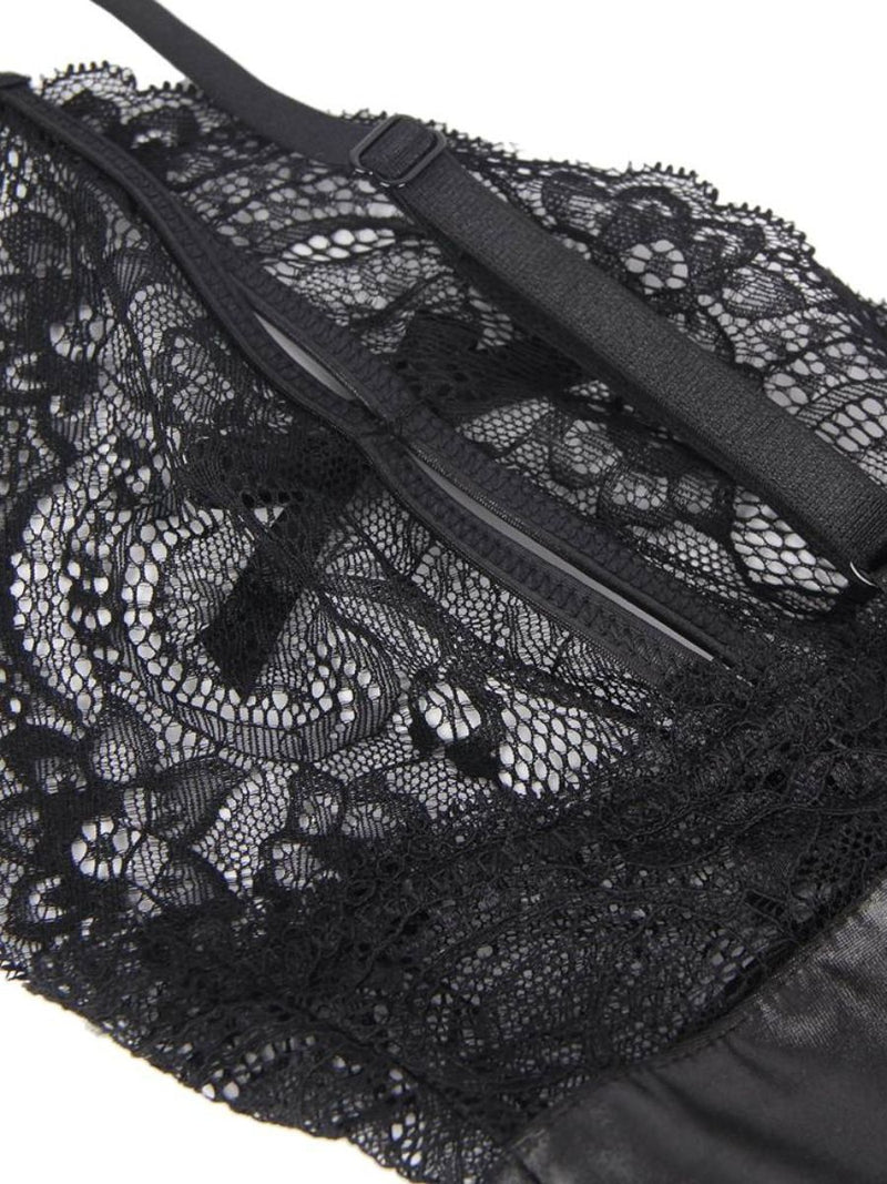 Plus size μαύρο δερμάτινο teddy με δαντέλα, φερμουάρ και ανοιχτό μπούστο – Juicy String