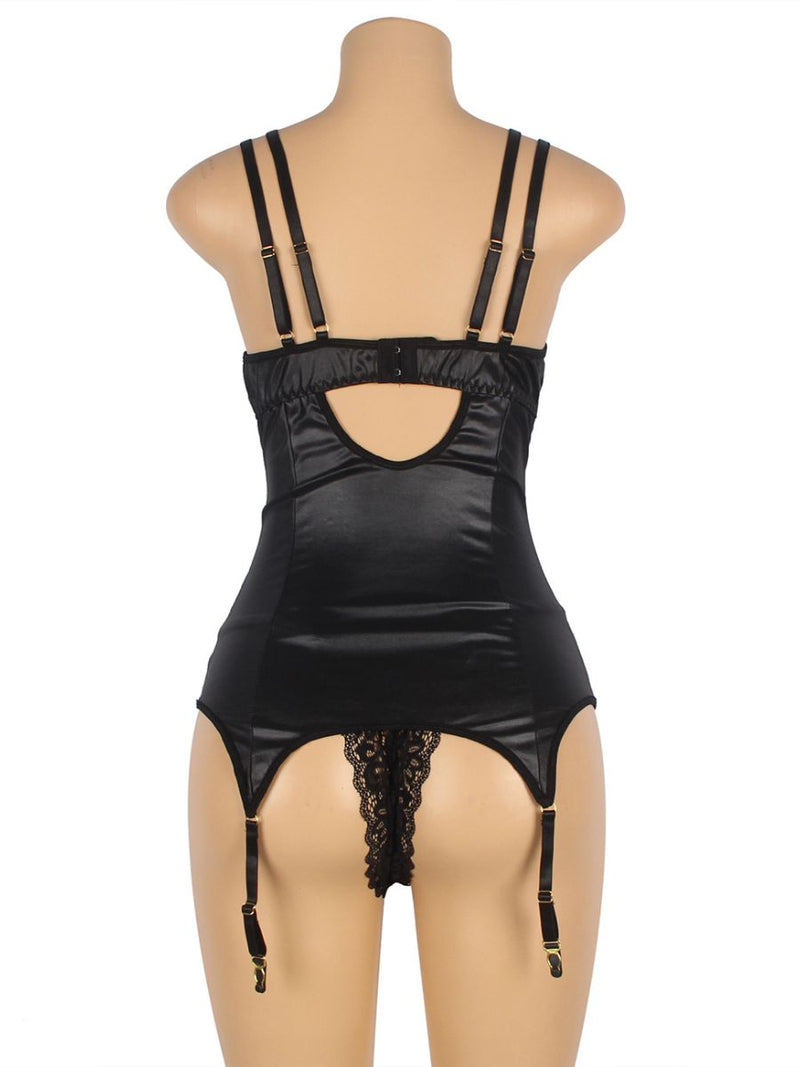 Plus size δερμάτινο lingerie σετ με ζαρτιέρα και φερμουάρ. Για σέξι εμφανίσεις με attitude – Juicy String