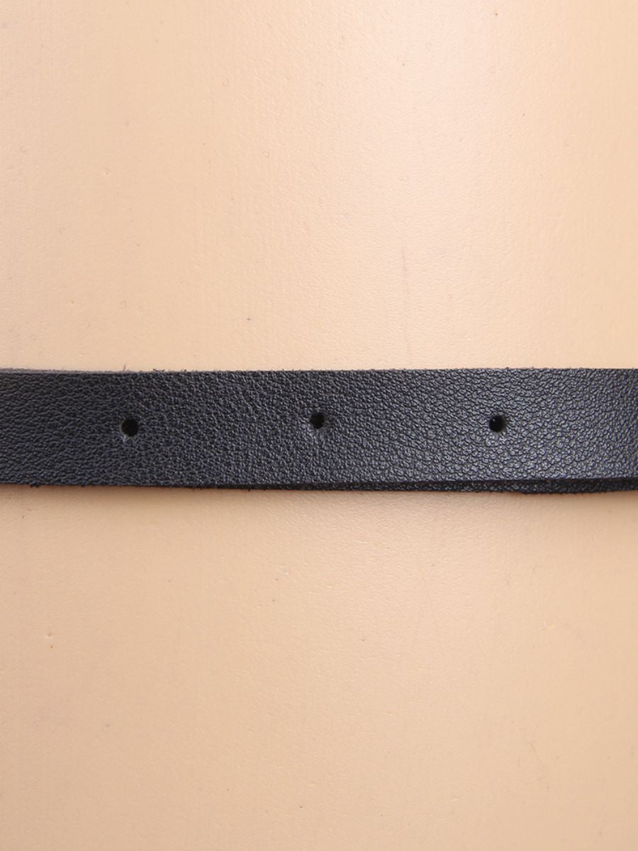 Bondage harness με δερμάτινα λουριά και μεταλλικές αλυσίδες – Juicy String
