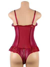 Plus size κόκκινο δερμάτινο teddy με δαντέλα, φερμουάρ και open cup – Juicy String

