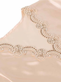 Μεταξένιο νυχτικό με κέντημα και casual γραμμή – Juicy String Sleepwear