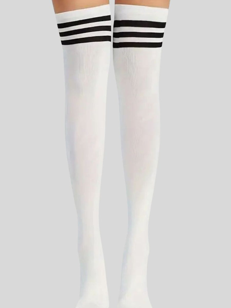 Λευκές over-knee κάλτσες με τρεις μαύρες ρίγες – σχολικό στυλ – Juicy String