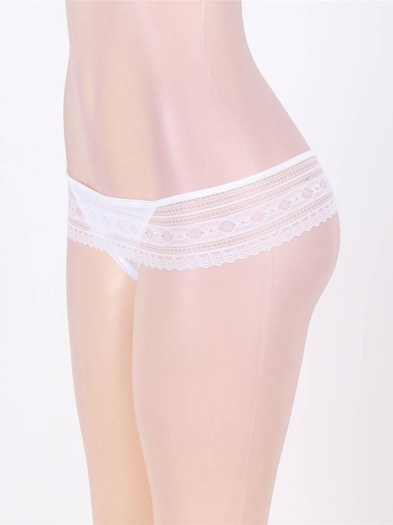 Λευκό σλιπάκι με κυματιστή δαντέλα, σε 2XL & 3XL – Juicy String