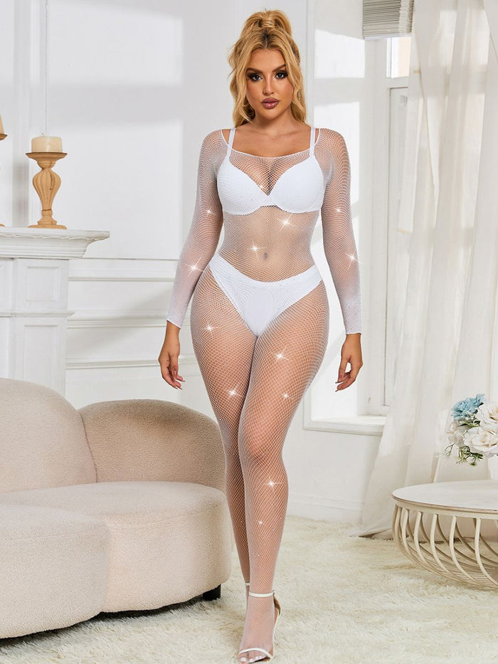 Λευκό fishnet ολόσωμο κορμάκι με strass, μακριά μανίκια & ανοιχτό καβάλο – Juicy String